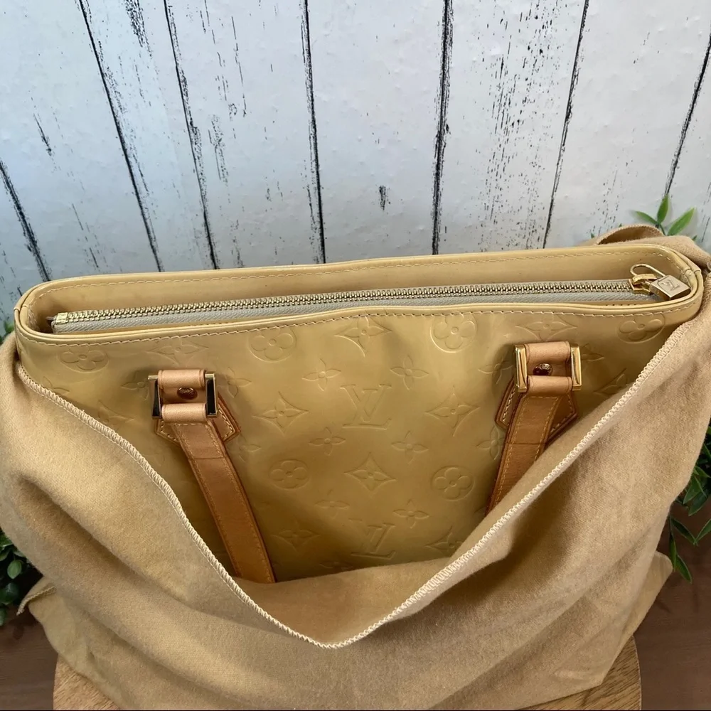 Louis Vuitton Monogram Vernis Houston Tote